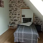 Entre Domes Et Sancy - Le Moderne * Perpezat