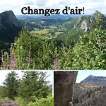 Entre Domes Et Sancy - Le Moderne Perpezat