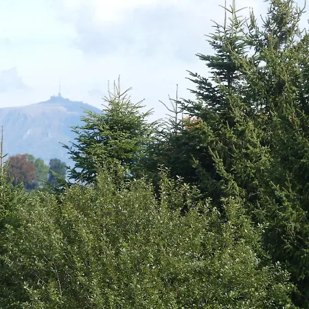Entre Domes Et Sancy - Le Moderne Perpezat