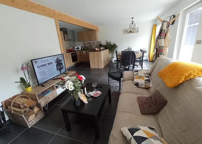 Entre Domes Et Sancy - Le Moderne Perpezat